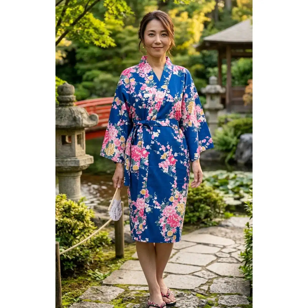 Kimono Japonais Court Femme Bleu Pivoines Orchidées