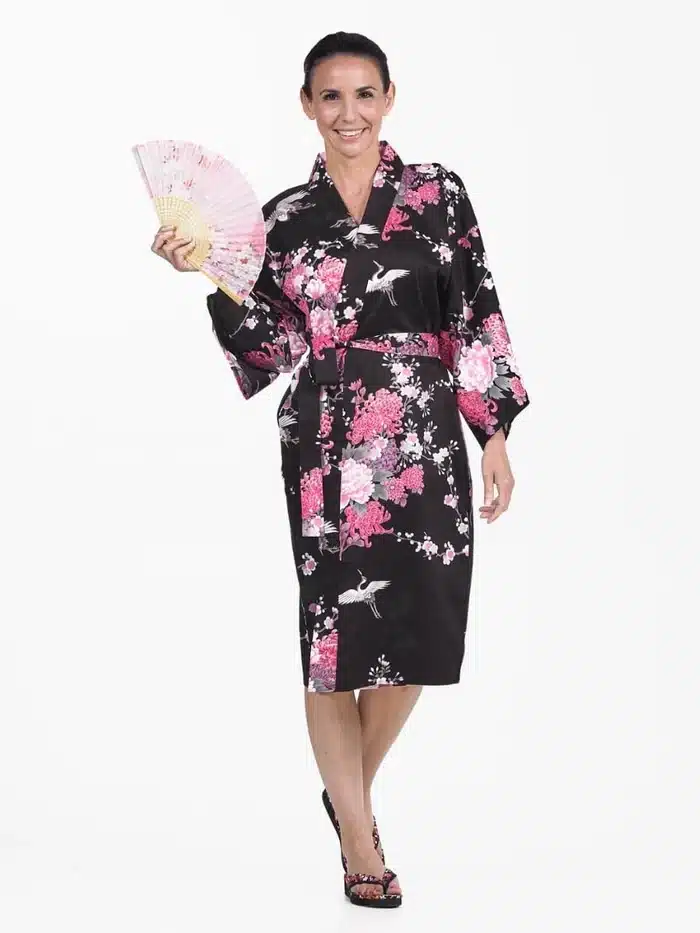 Kimono japonais court Femme Noir Grue Fleurs