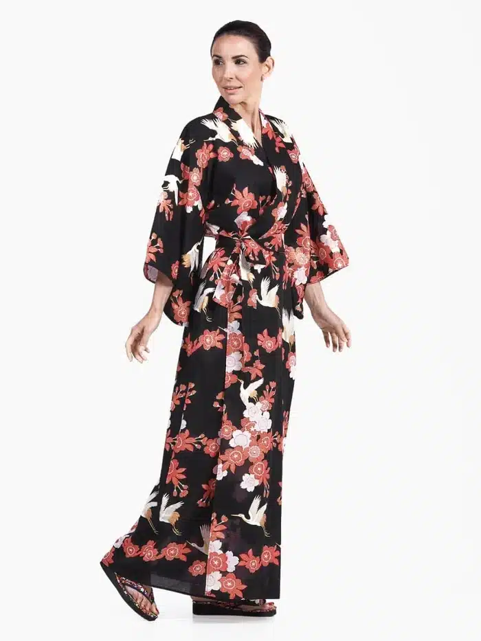 kimono japonais long femme noir face