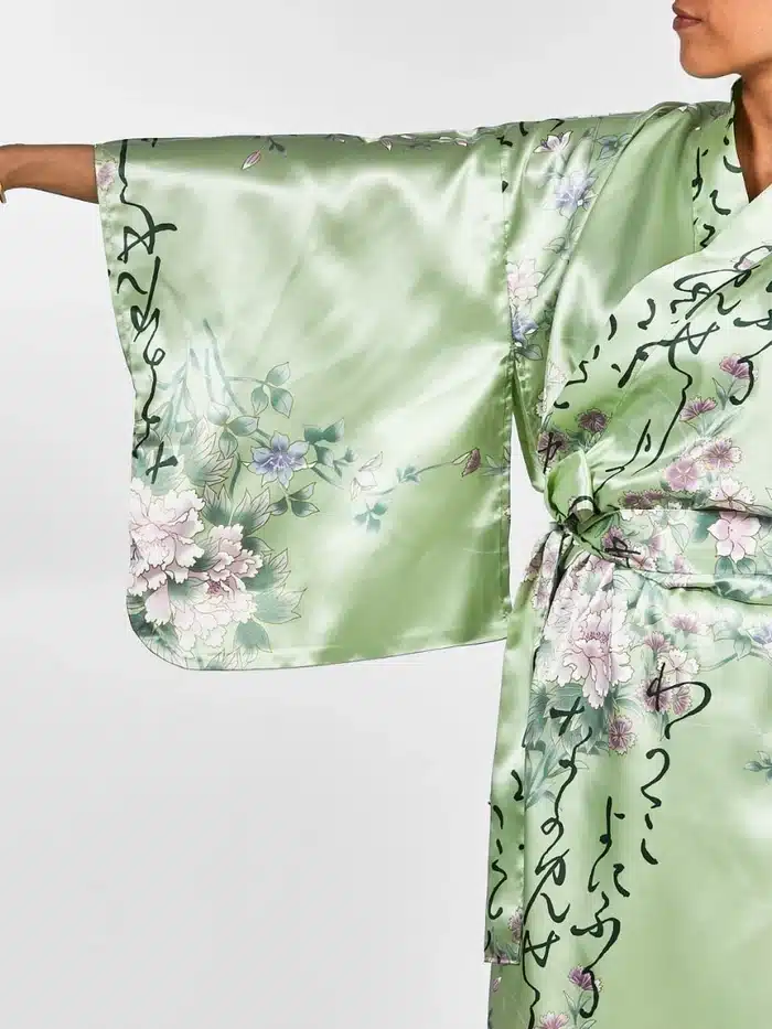 kimono japonais femme satin vert manche