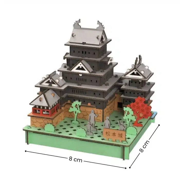 Maquette japonaise du château de Matsumoto en carton – Image 2